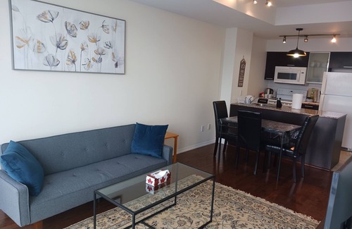 Bay Cloverhill Condo | Luxury 1bedroom condo apartment in downtown Toronto