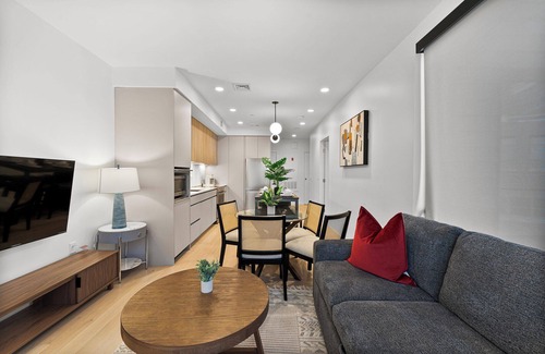 D Street - West Broadway Apartment | Luxury 1BR Next to Broadway Southie 6134
