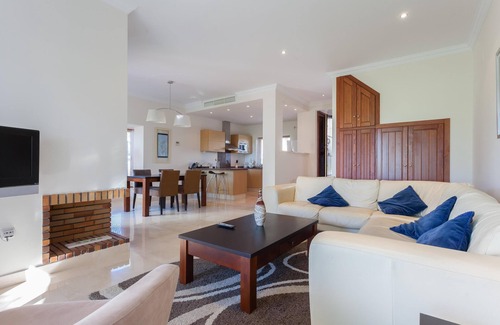 Arcos de la Frontera Condo | Luxury 2 bedroom Frontline Golf Townhouse with shared pool in a gated community