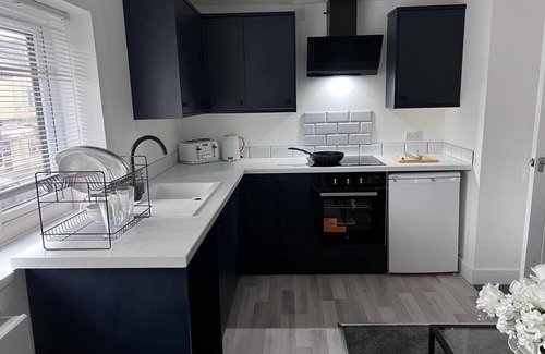 Ainley Top Apartment | Luxury 2-Bed Apartment Lindley Huddersfield