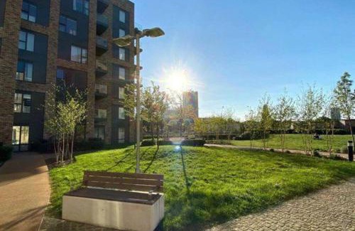 Addiscombe Apartment | Luxury 2 bed ensuite 2 bathroom apartment East Croydon