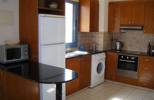 Universal Villa | Luxury 2 Bed Villa (sleeps 6) in Paphos - Beautiful Pool, Close to Sea