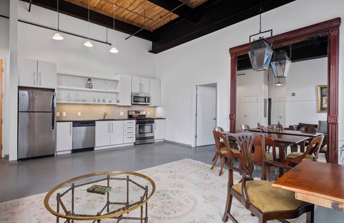 Williamstown Apartment | Luxury 2 Bedroom 2 Bathroom Loft Apartment In Williamstown With Great Amenities!