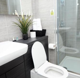 Castlefield Apartment | Luxury 2 Bedroom and bathroom in Central Manchester With Balcony