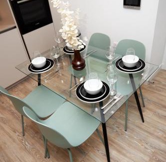 Castlefield Apartment | Luxury 2 Bedroom and bathroom in Central Manchester With Balcony