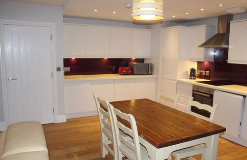 Newbury Apartment | Luxury 2 bedroom apartment in Central Newbury