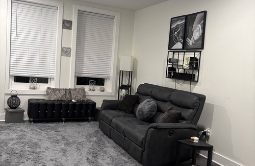 Midtown Apartment | Luxury 2 bedroom apartment