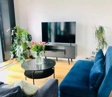 Archway Apartment | Luxury 2 bedroom apartment 20 min from central London