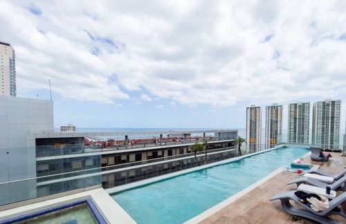 San Francisco Apartment | Luxury 2 bedroom apt free parking and Pool