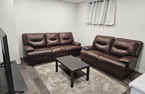 Fort Gary House | Luxury 2 bedroom basement