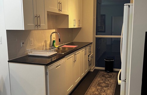 Downtown Mississauga Condo | Luxury 2 Bedroom Condo with Amazing View