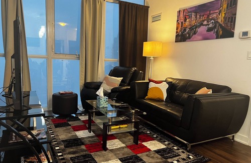 Downtown Mississauga Condo | Luxury 2 Bedroom Condo with Amazing View
