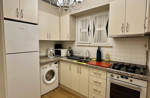 Sultanahmet Apartment | Luxury 2 bedroom king suite -walk to Blue mosque