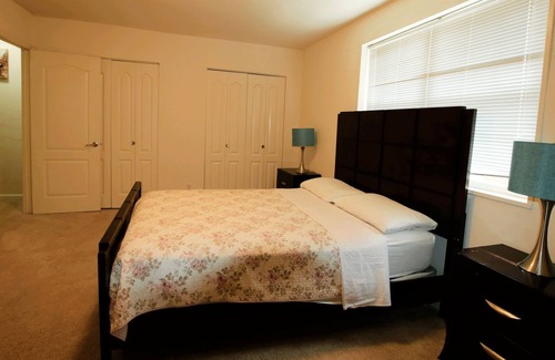 Annandale House | Luxury 2 bedroom townhouse