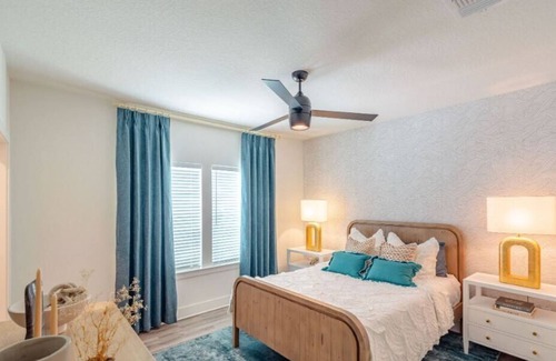Braden River Apartment | Luxury 2 Bedroom Unit, Minutes from Restaurants and the Beach
