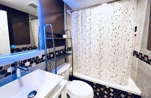 North Valley Stream House | Luxury 2 bedroom 🛌 Next to UBS Arena🏟 & JFK✈️
