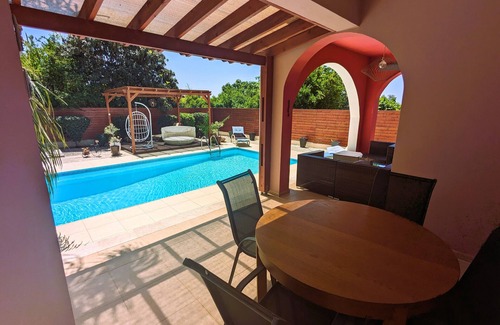 Ayia Marina Chrysochous Villa | Luxury 2 bedroom Villa with Heated* Pool. n