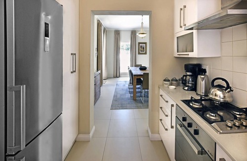 Franschhoek House | Luxury 2 bedroomed home in the heart of the picturesque town of Franschhoek
