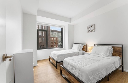 South of Washington Apartment | Luxury 2 bedrooms 2 bathrooms apt steps to Boston Downtown