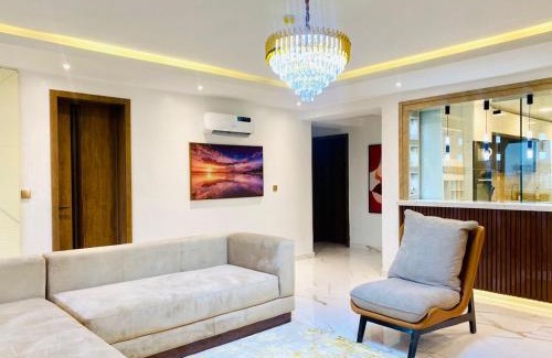 Lekki Phase 1 Apartment | Luxury 2 Bedrooms Apartment with Plastation 5