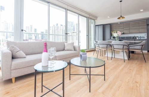 Marbella Condo | Luxury 2 BR apt free parking and balcony