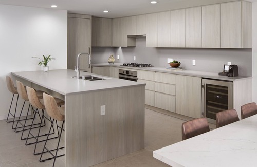 Belltown Hotel | Luxury 2-BR Sky Suite with Stunning Views, Pools, & Top Seattle Amenities