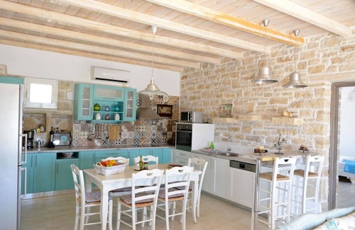 Kamilari Villa | Luxury, 2015 stone-built, 2 bedroom Villa with pool and sea view