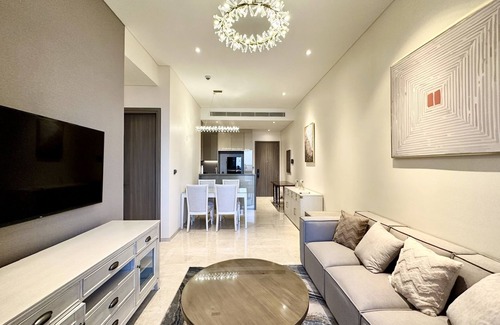 Da Kao Apartment | Luxury 2bd with rooftop pool & BBQ in the center of Saigon District 1