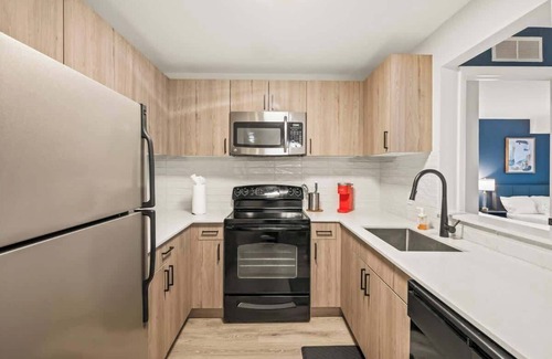 Bryant Pattengill West Apartment | Luxury 2BD | DT Ann Arbor | 3 Beds | Free Parking