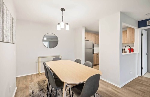 Bryant Pattengill West Apartment | Luxury 2BD | DT Ann Arbor | 3 Beds | Free Parking