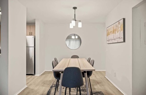 Bryant Pattengill West Apartment | Luxury 2BD | DT Ann Arbor | 3 Beds | Free Parking