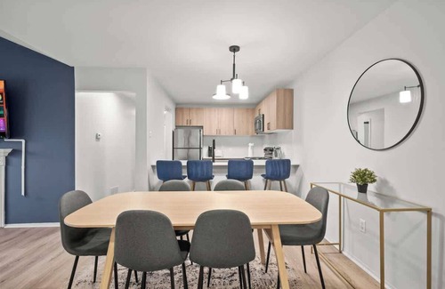 Bryant Pattengill West Apartment | Luxury 2BD | DT Ann Arbor | 3 Beds | Free Parking