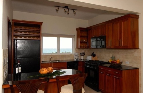 West End Village Apartment | Luxury 2bedroom holiday apartments w/wifi & AC in the picturesque West End, #7
