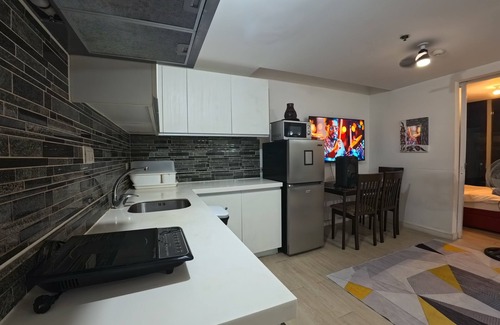 Don Bosco Condo | Luxury 2BR 2BA - Azure Urban Resort Residences