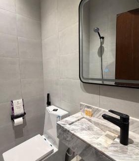 Jeddah Apartment | Luxury 2BR Apartment -Prime Area