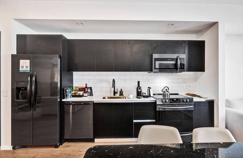 Downtown Miami Apartment | Luxury 2BR Condo w/Bay & Skyline Views