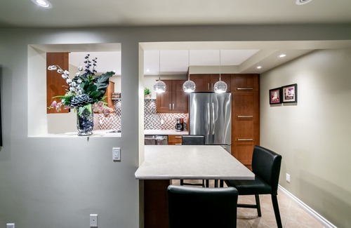 Jasper Place Condo | Luxury 2br near JasperPlace