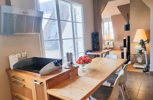 Le Plessis-Robinson Apartment | Luxury 3 bedroom apartment in the city center
