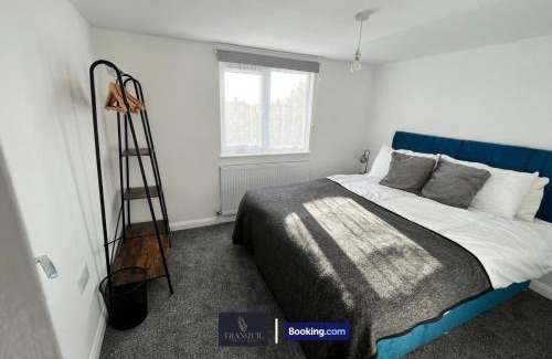 Littlemore Villa | Luxury 3 Bed, 2 Bathroom By Tranquil Ventures Short Lets & Serviced Accommodation Littlemore With Free Private Parking
