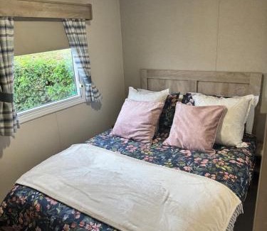 Isle of Grain Other | Luxury 3-Bed Caravan at Haven Holiday Park, All-Hallows