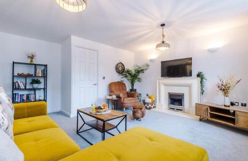 Stanley House | Luxury 3-bed house - Rothwell Gardens - 10mins from Leeds city centre