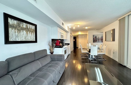 CityPlace Apartment | Luxury 3 Bed Suite