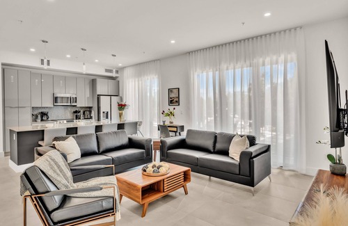 Poinciana Park Apartment | Luxury 3 Bedrooms APT Brand new, Perfectly located #204