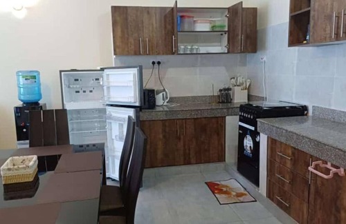 Mombasa House | Luxury 3-Bedroom Apt with Pool