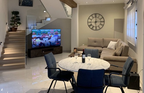 Is-Swatar House | Luxury 3-Bedroom Central House