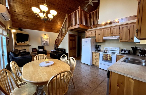 Stanhope Cottage | Luxury 3-bedroom Cottage next door to PEI National Park- Stanhope Cottages