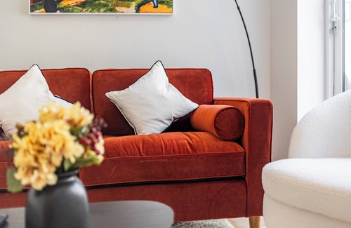 Golders Green Apartment | Luxury 3 bedroom Haven Close To Tube Station