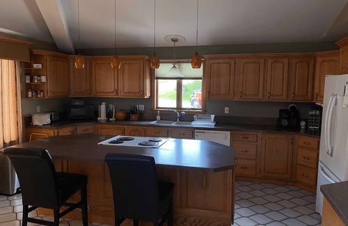 Caribou House | Luxury 3-Bedroom Home Next to Snowmobile Trails