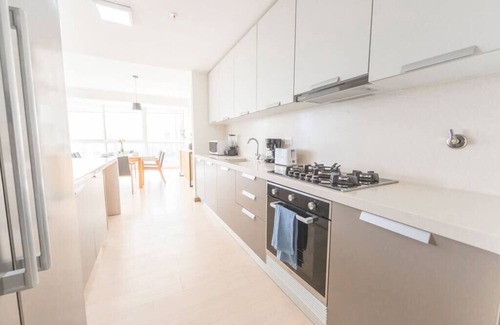 Tumba Vieja Apartment | Luxury 3 Bedroom Oceanview apt w parking balcony