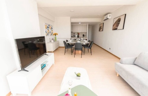Tumba Vieja Condo | Luxury 3 Bedroom Oceanview apt w parking balcony